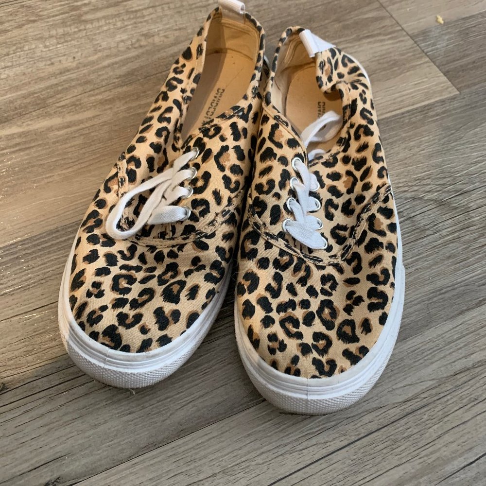 Tennis Shoes